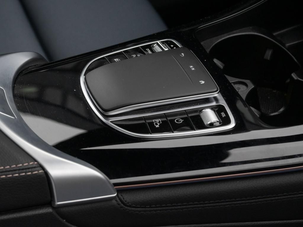 Mercedes-Benz EQC 2022