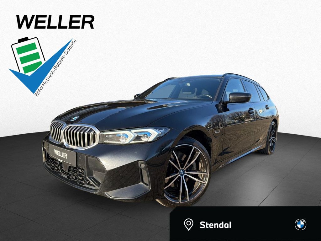 BMW 330 2022