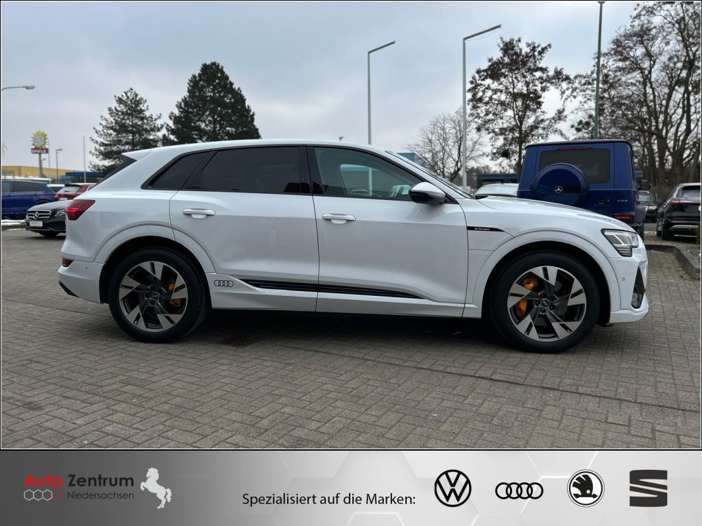 Audi e-tron 2022