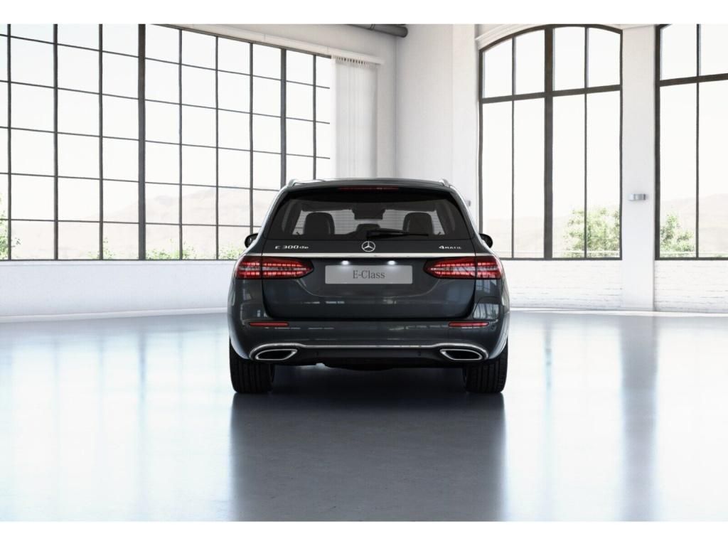 Mercedes-Benz E 300 2022