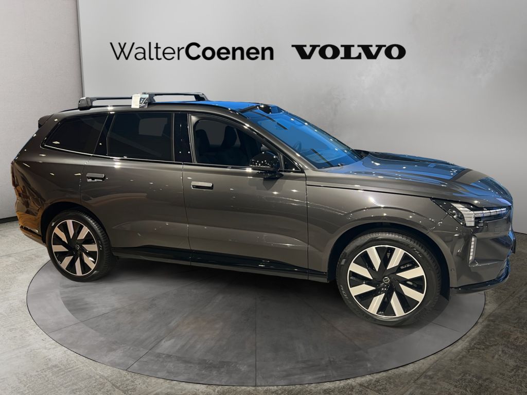 Volvo EX90