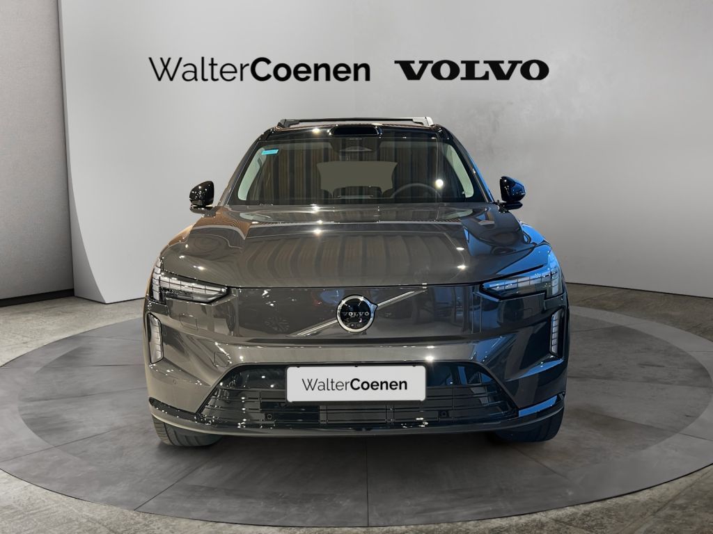 Volvo EX90