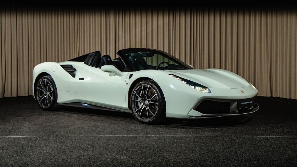 Ferrari 488 Spider 2017