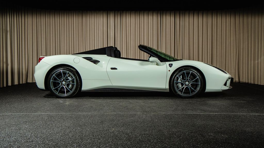 Ferrari 488 Spider 2017