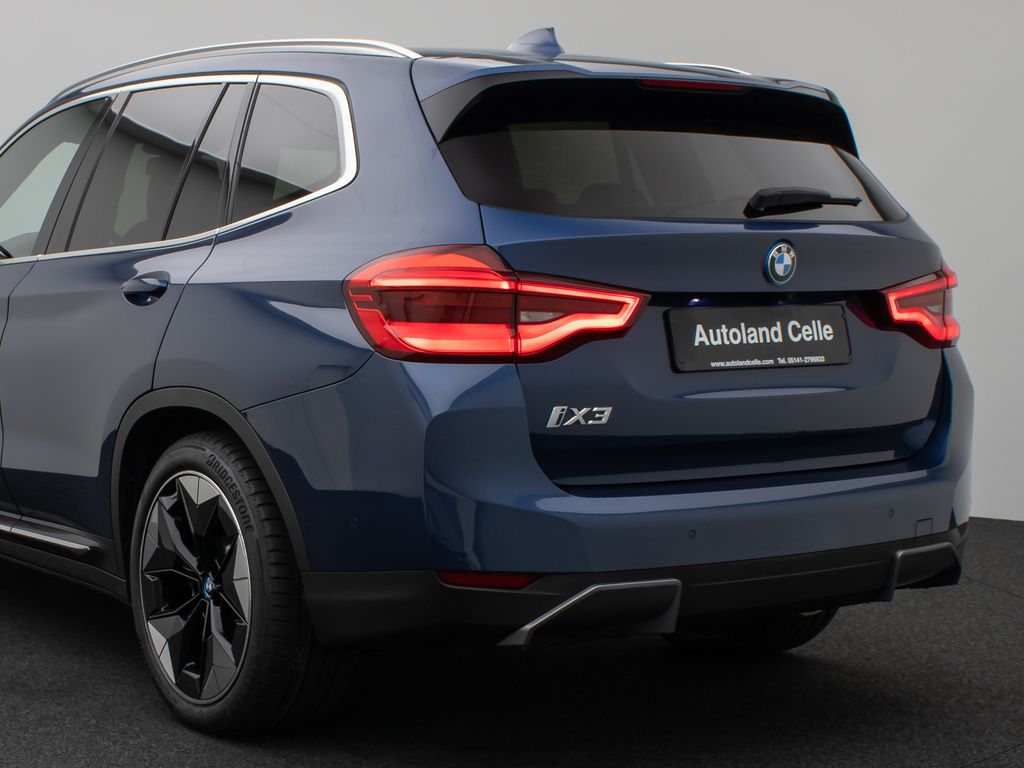 BMW iX3 2021