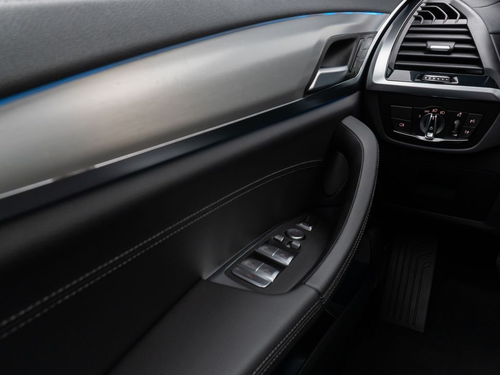 BMW iX3 2021