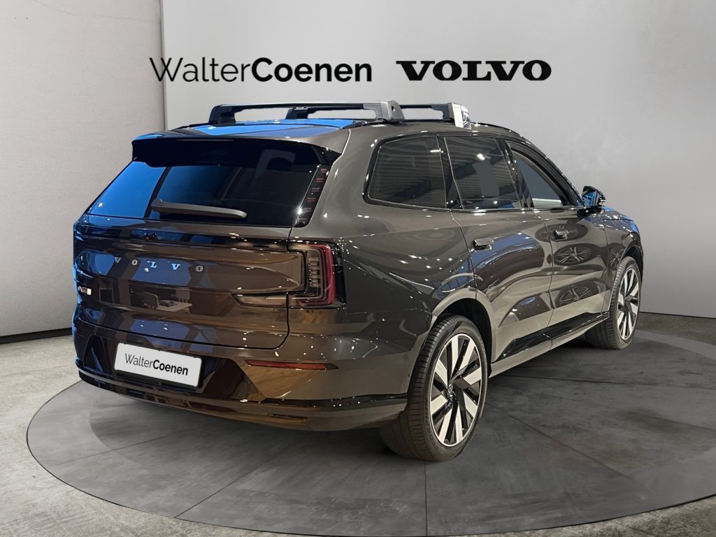 Volvo EX90