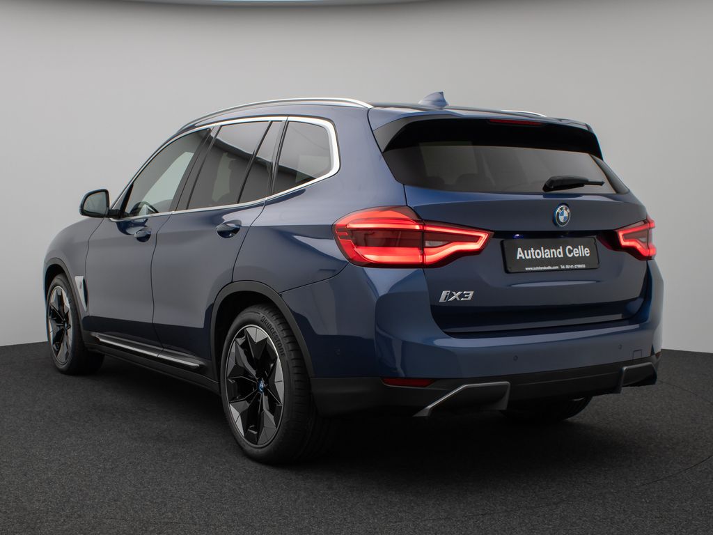 BMW iX3 2021