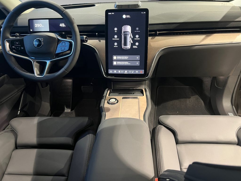 Volvo EX90