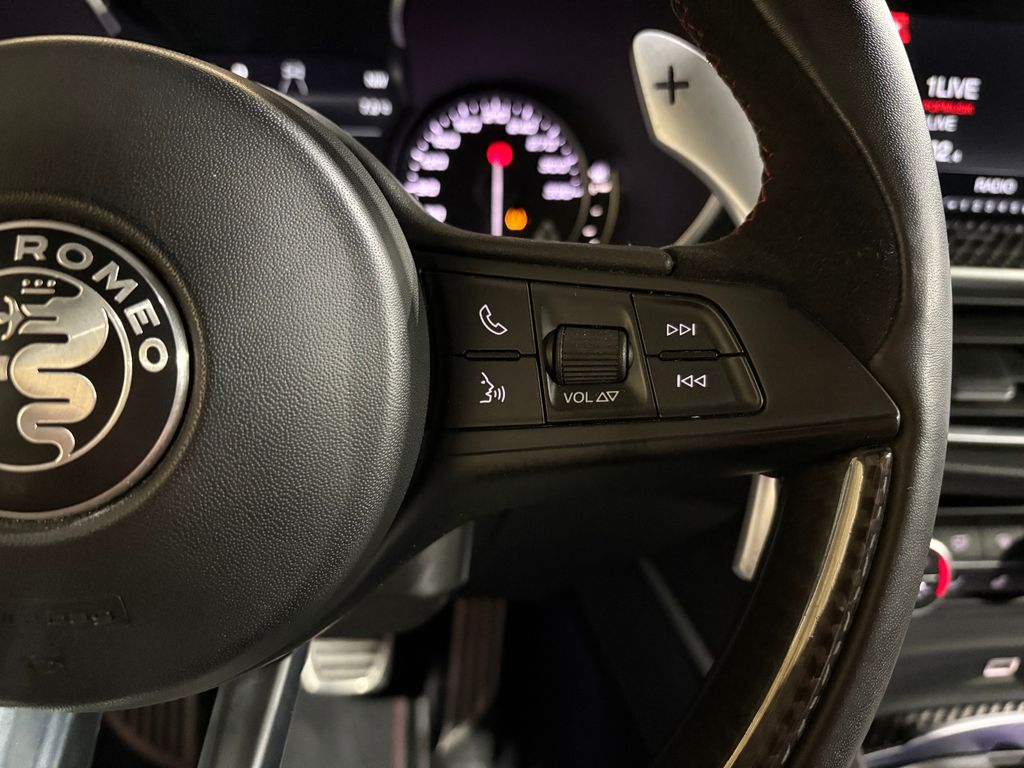 Alfa Romeo Stelvio 2019