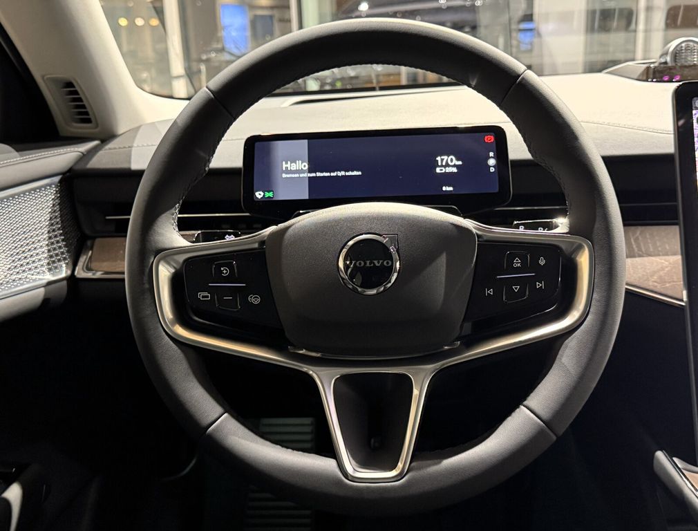 Volvo ES90