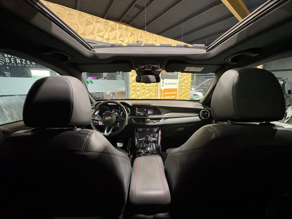 Alfa Romeo Stelvio 2019