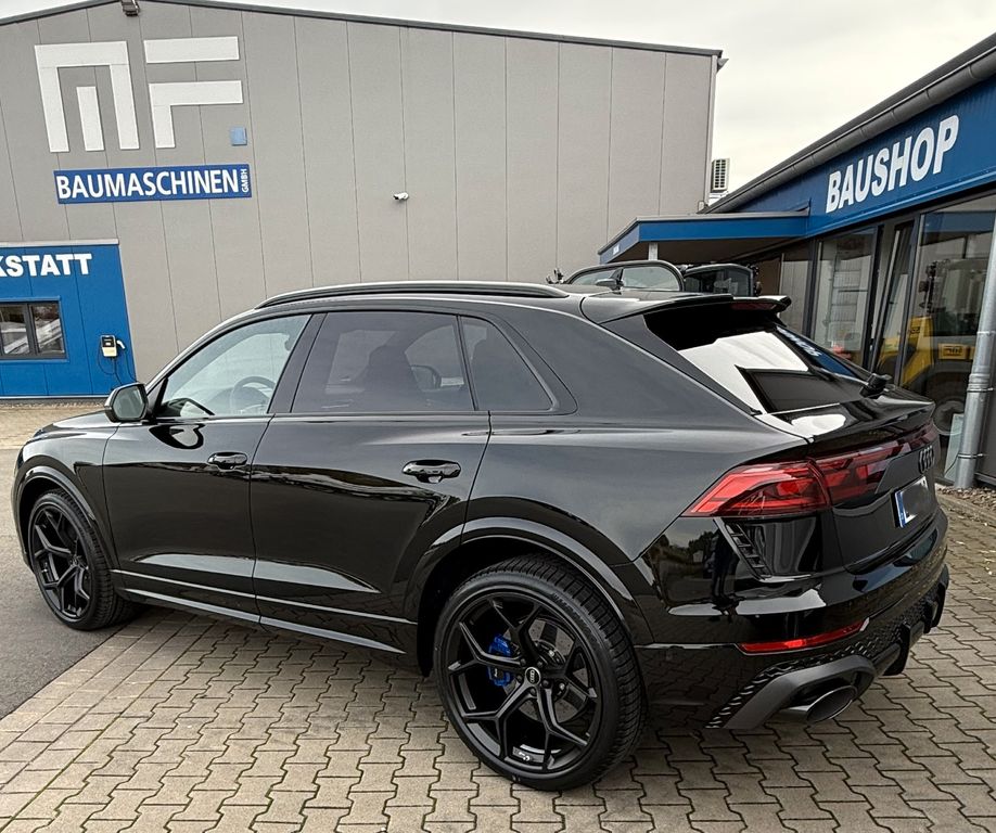 Audi RSQ8 2025
