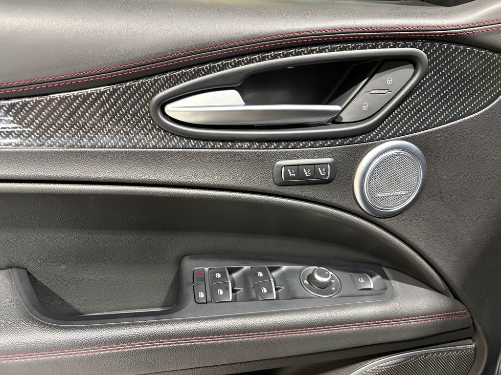 Alfa Romeo Stelvio 2019