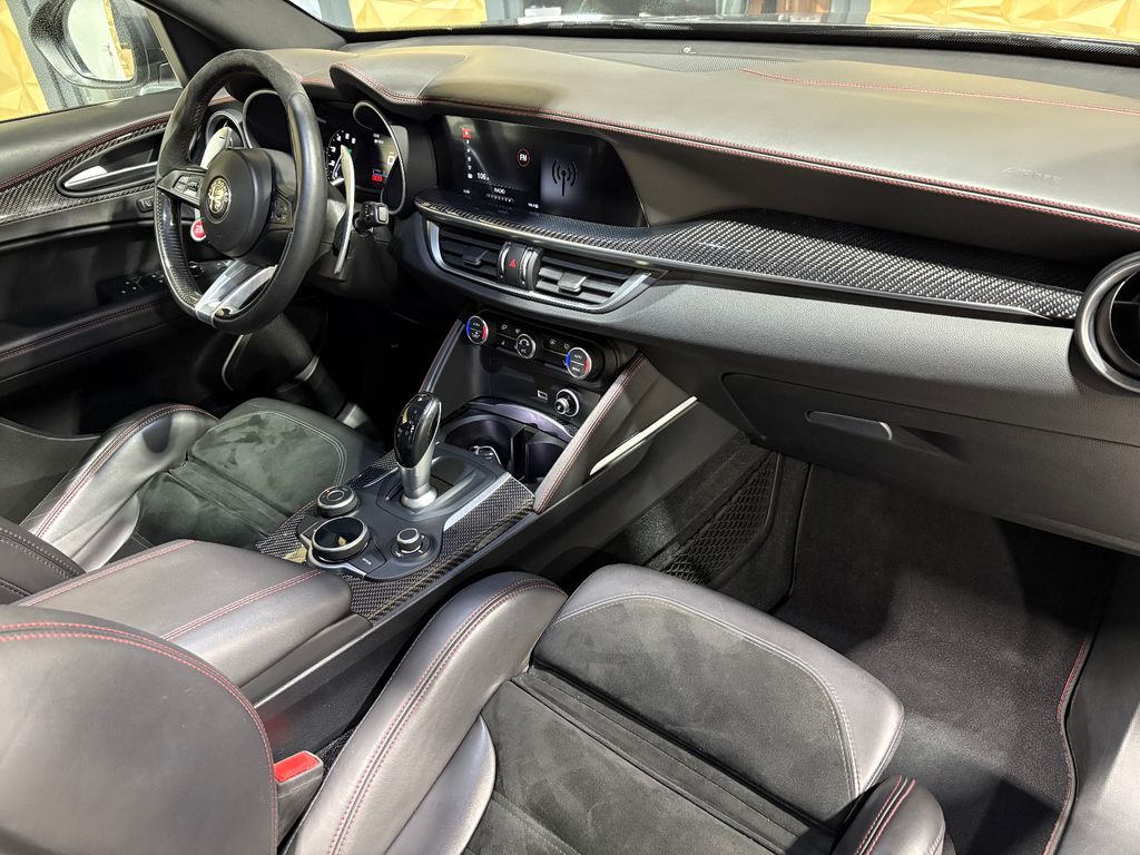 Alfa Romeo Stelvio 2019