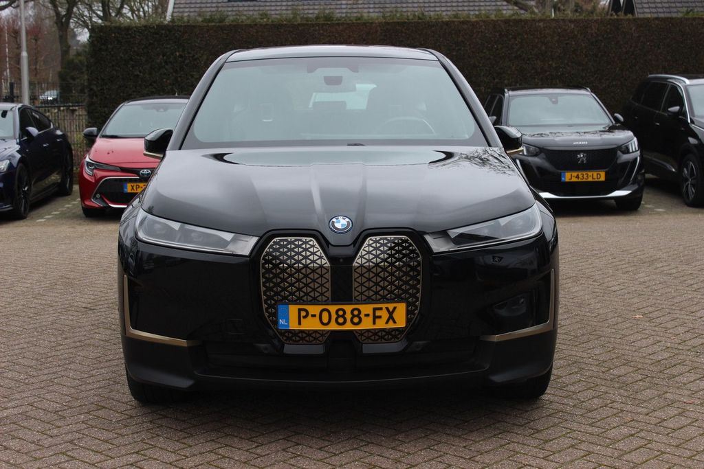BMW iX 2022