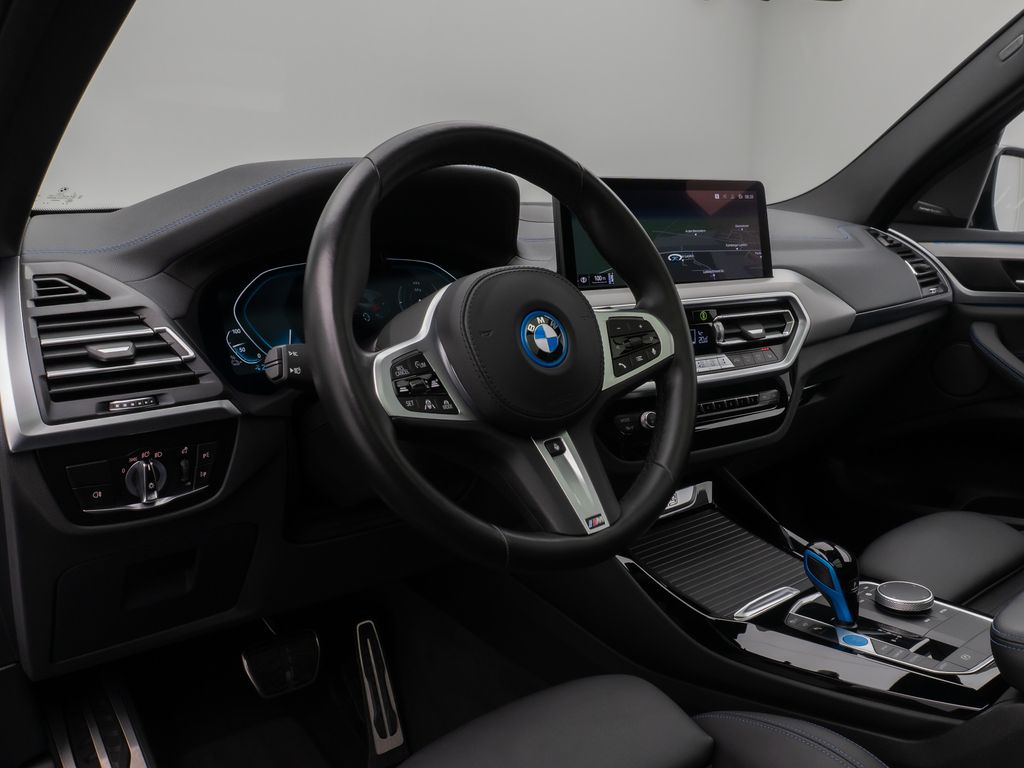 BMW iX3 2022