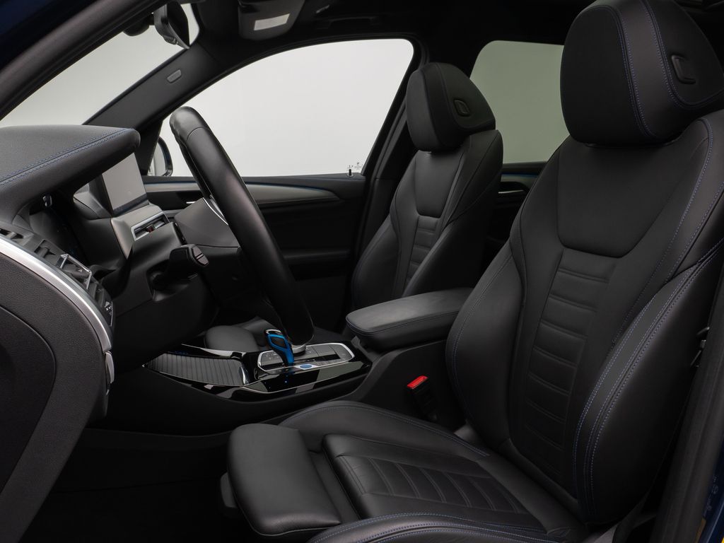 BMW iX3 2022