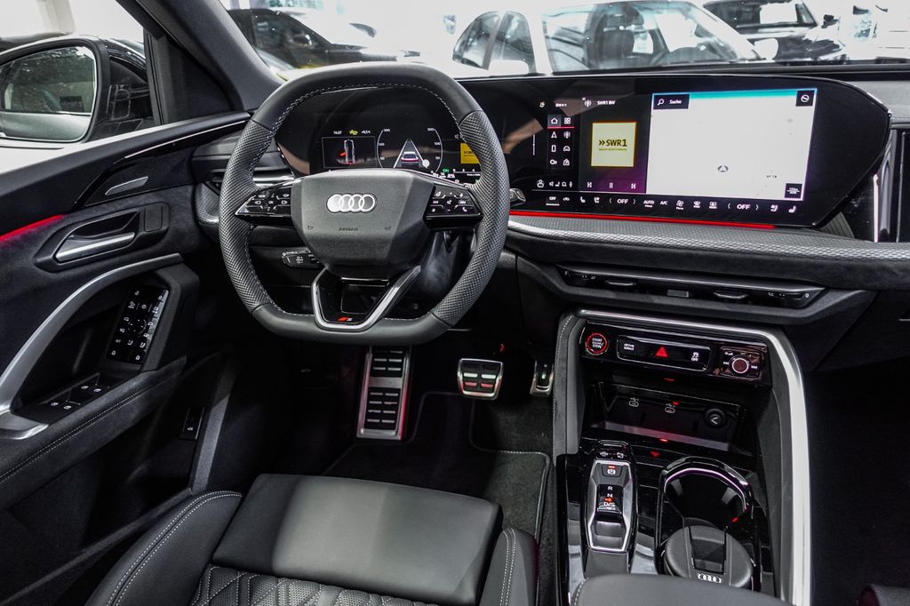 Audi SQ5 2025