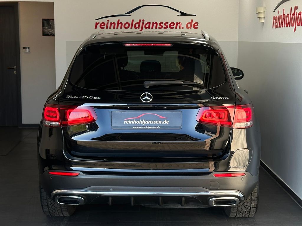 Mercedes-Benz GLC 300 2021