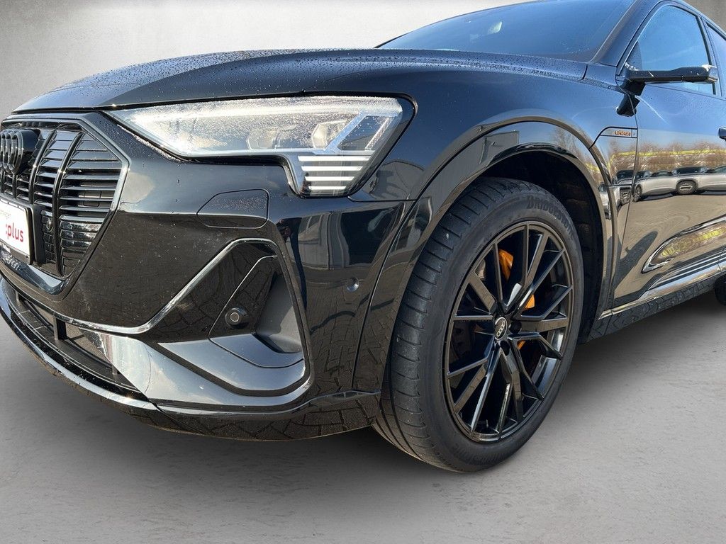 Audi e-tron 2022