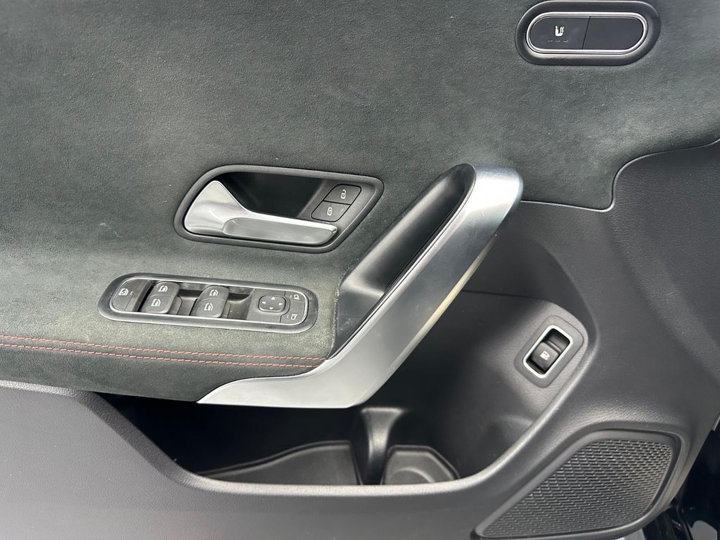 Mercedes-Benz CLA 250 2022