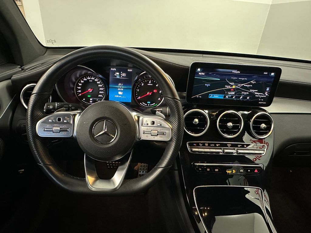 Mercedes-Benz GLC 300 2021