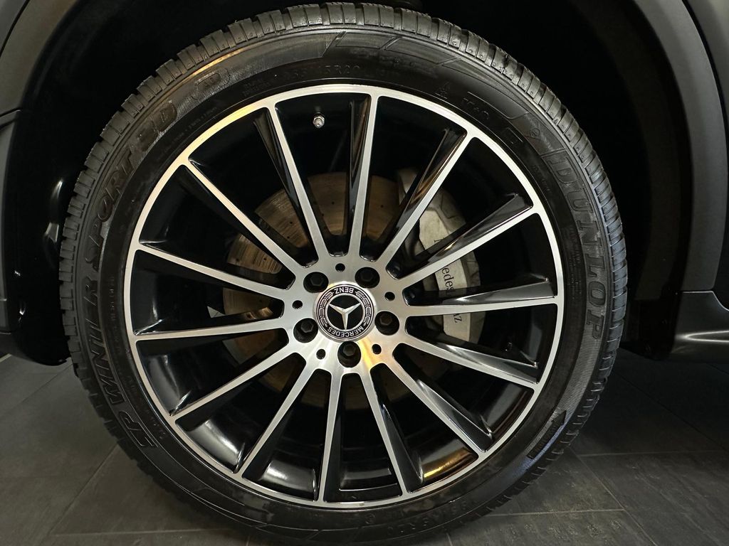 Mercedes-Benz GLC 300 2021