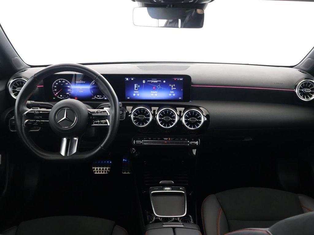Mercedes-Benz A 250 2023