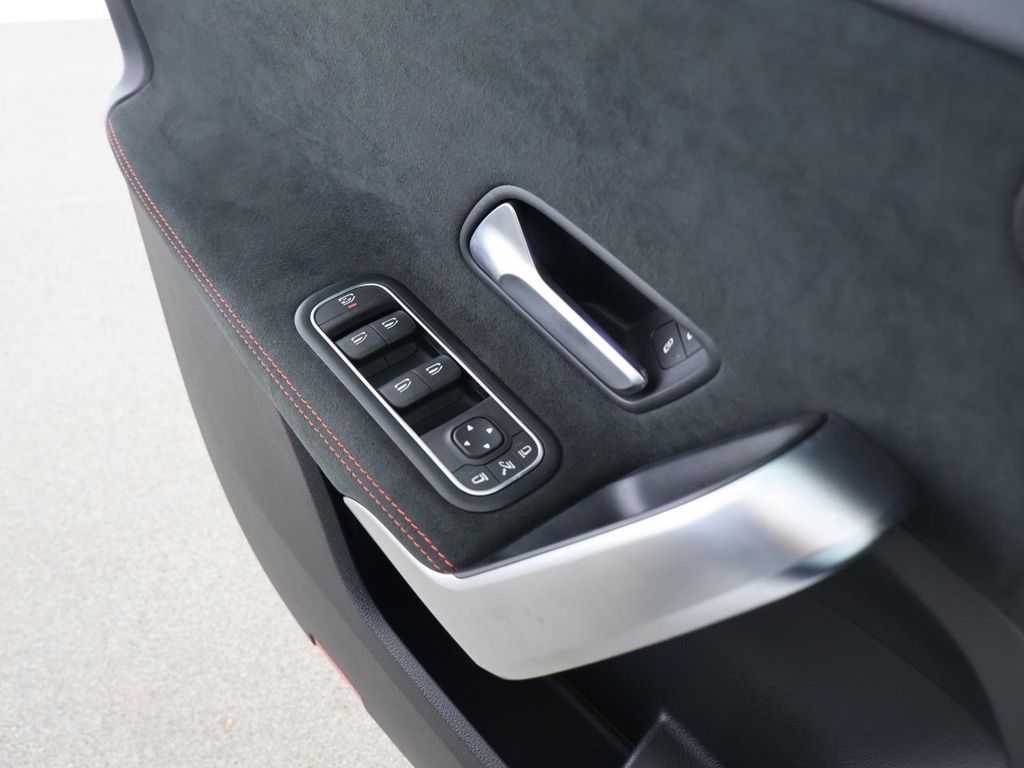 Mercedes-Benz A 250 2023