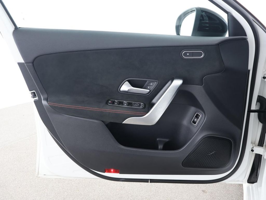 Mercedes-Benz A 250 2023