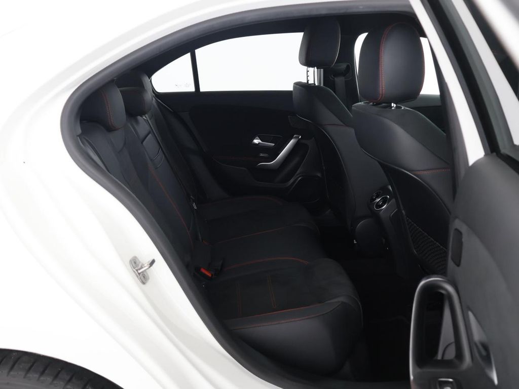 Mercedes-Benz A 250 2023