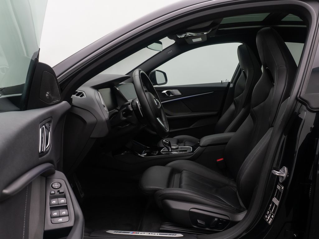 BMW M235 2022