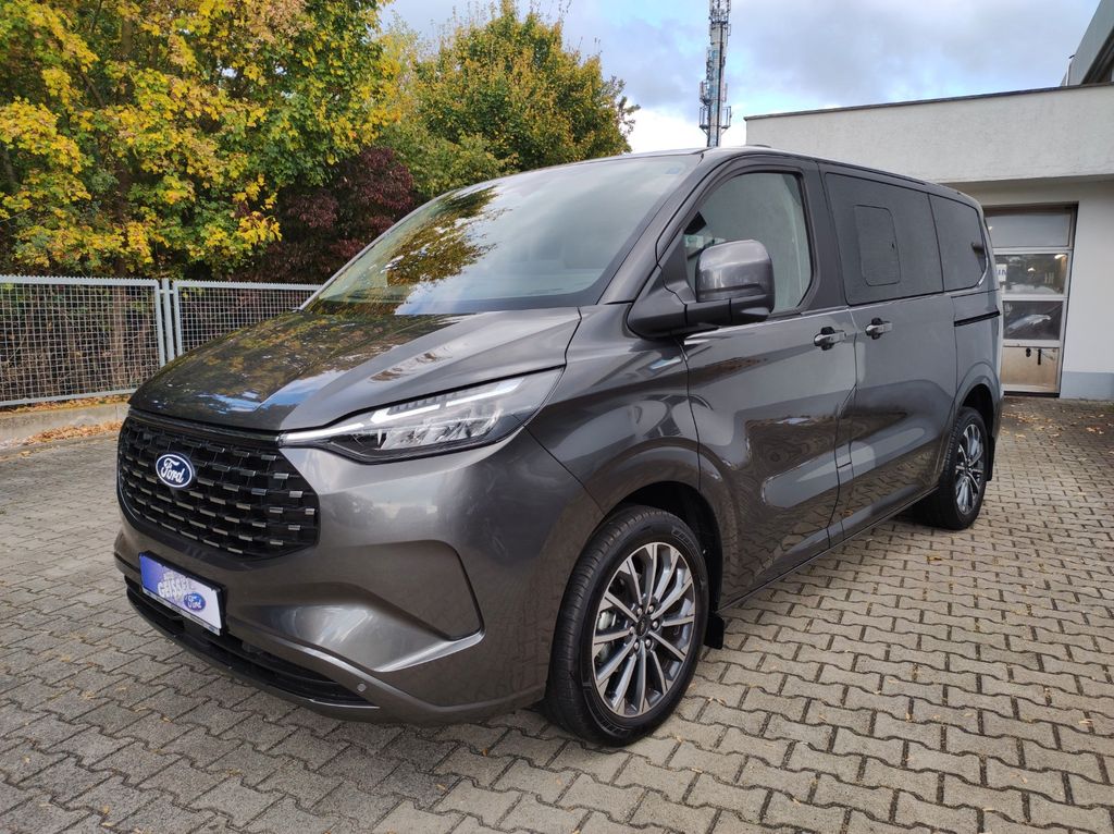 Ford Tourneo Custom 2025