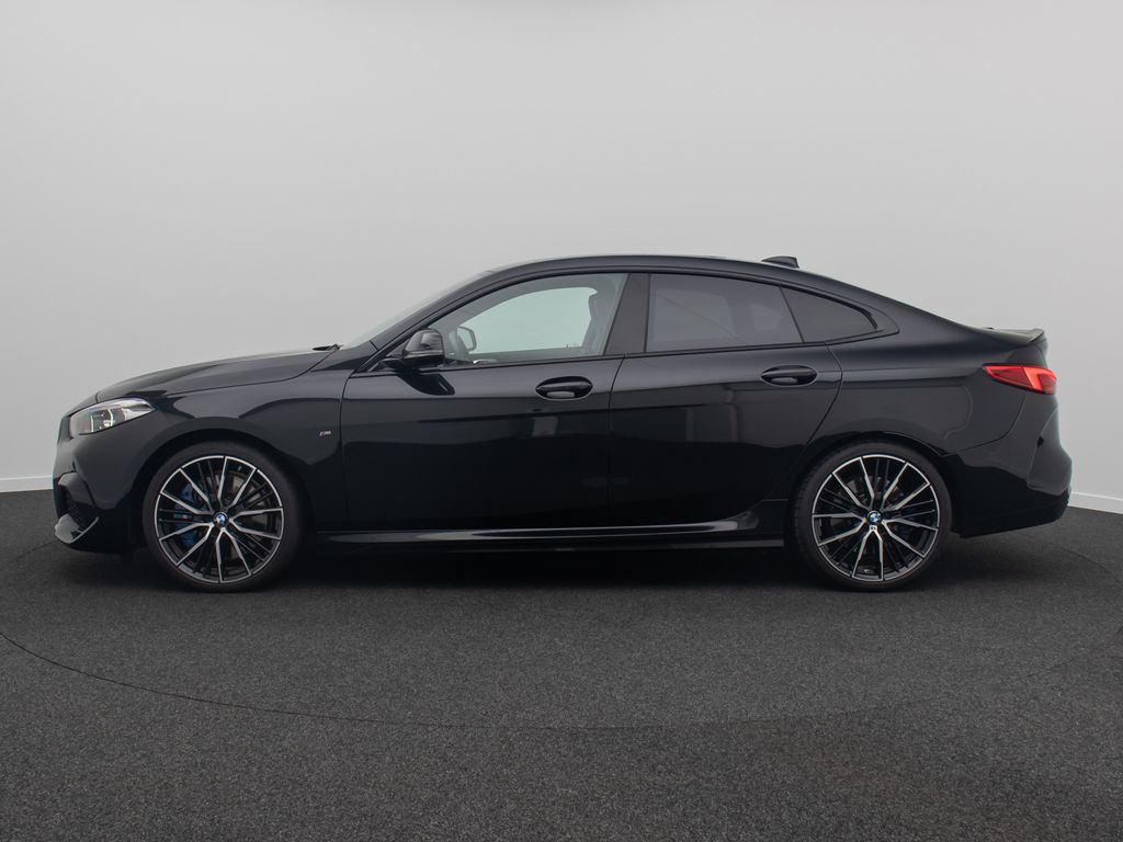 BMW M235 2022