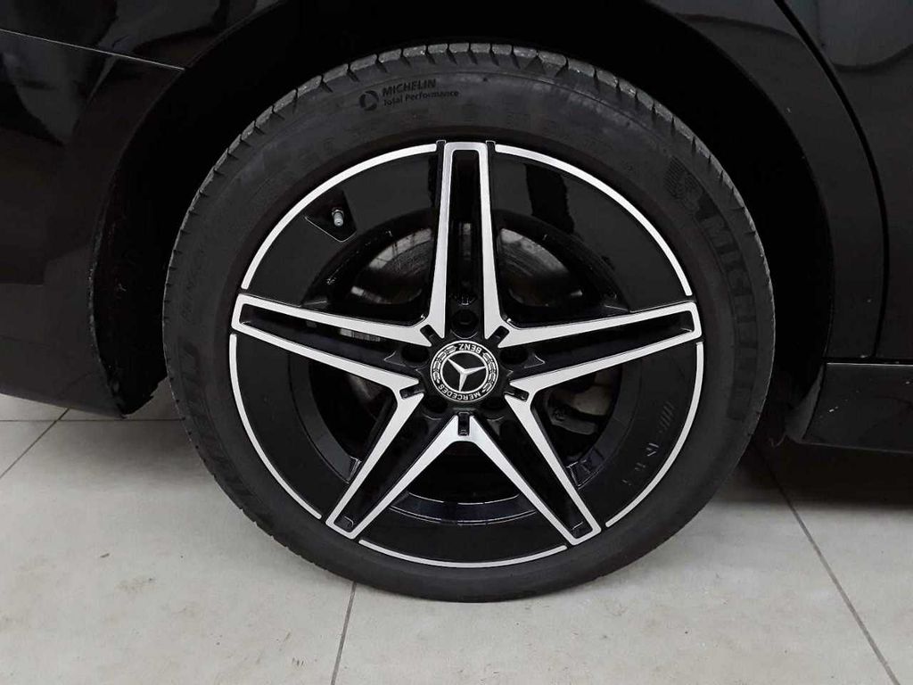 Mercedes-Benz C 220 2024