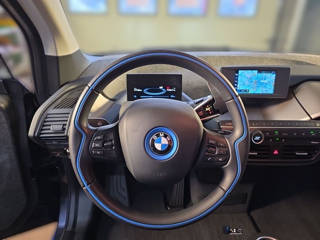 BMW i3 2022