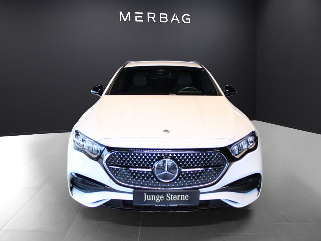 Mercedes-Benz E 300 2025