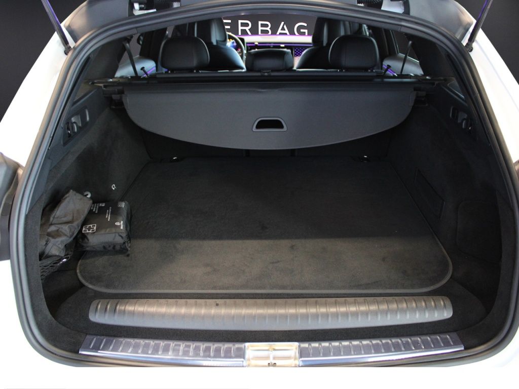 Mercedes-Benz E 300 2025