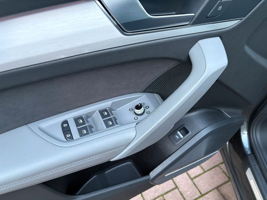 Audi SQ5 2021