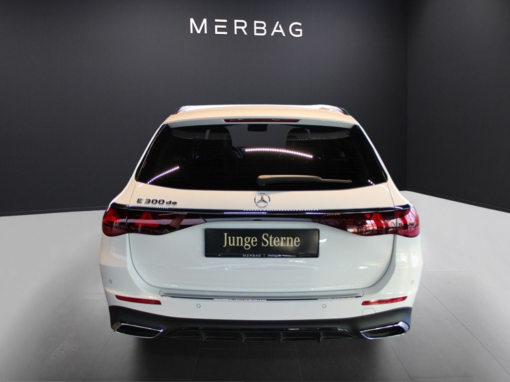 Mercedes-Benz E 300 2025