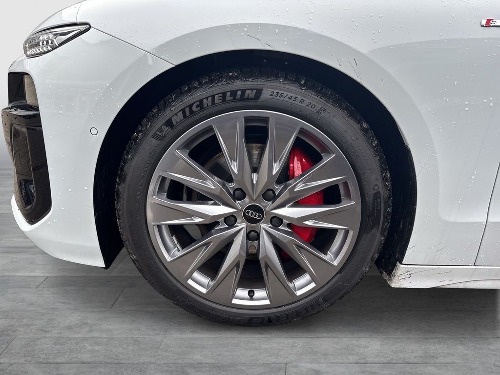 Audi A6 e-tron 2025