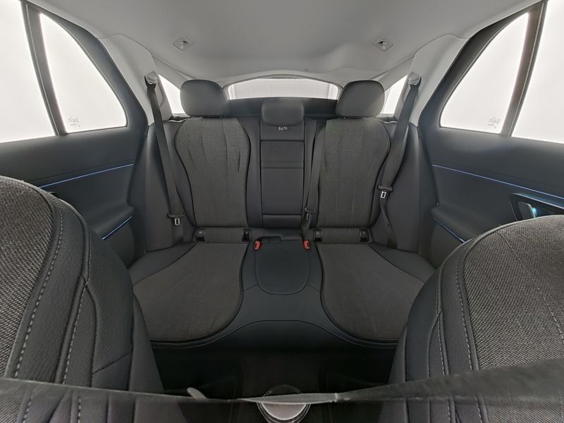 Mercedes-Benz E 300 2024