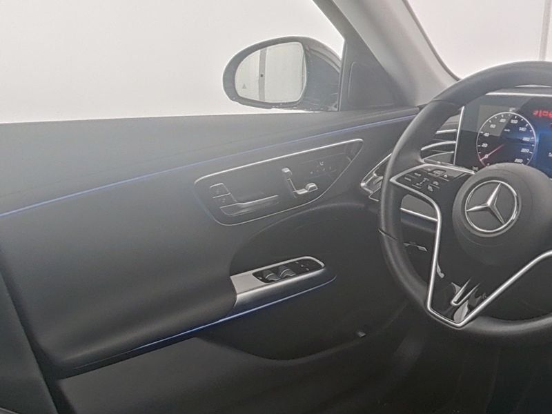 Mercedes-Benz E 300 2024