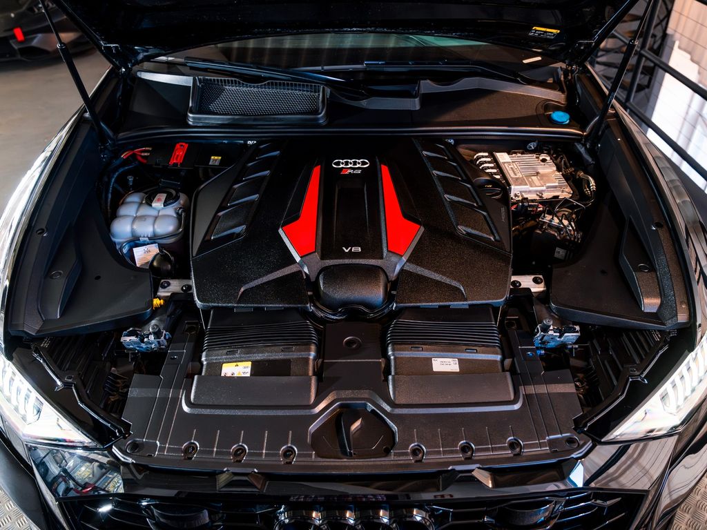 Audi RSQ8 2024