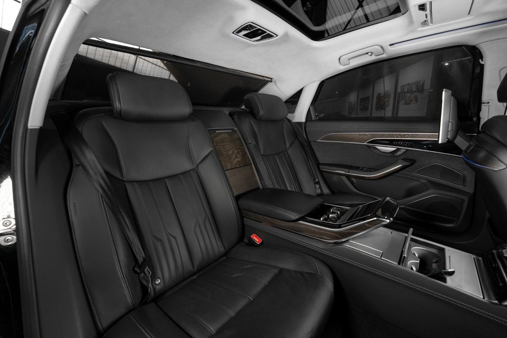 Audi A8 2022