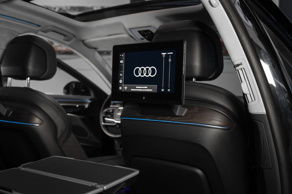 Audi A8 2022