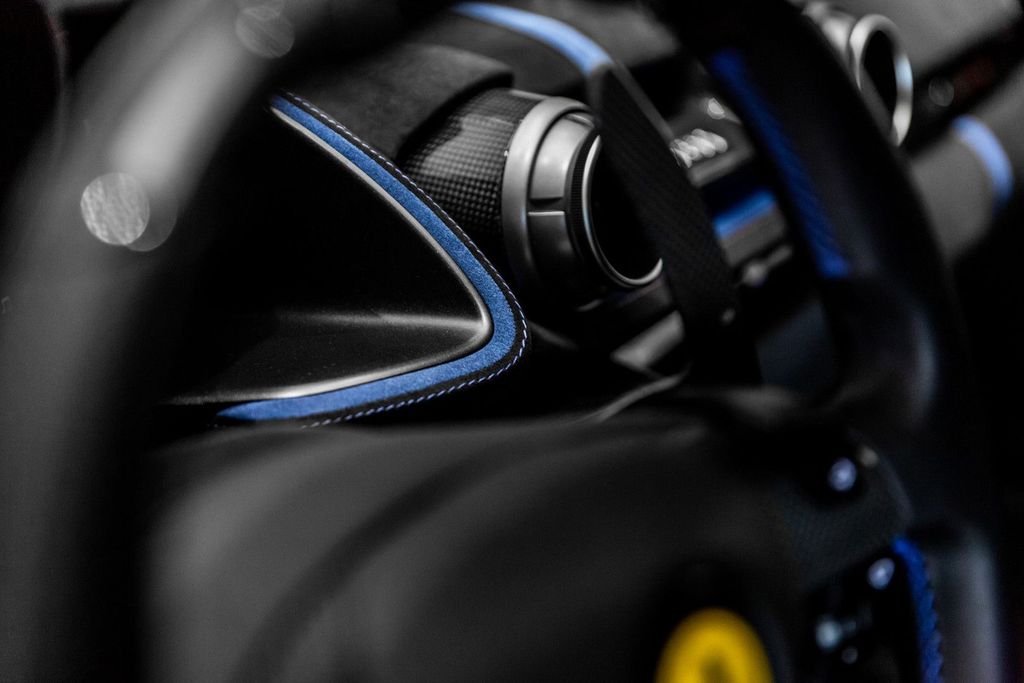 Ferrari 812 2022
