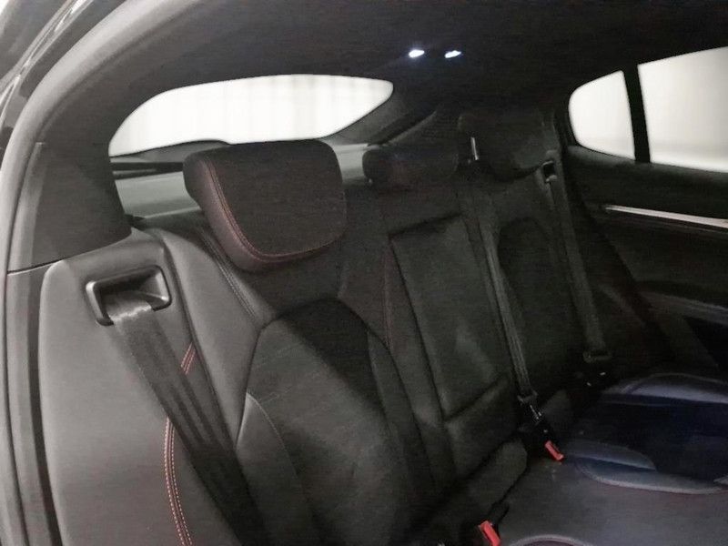 Alfa Romeo Stelvio 2021