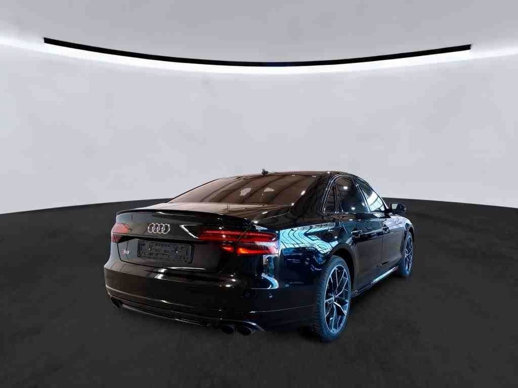 Audi S8 2017